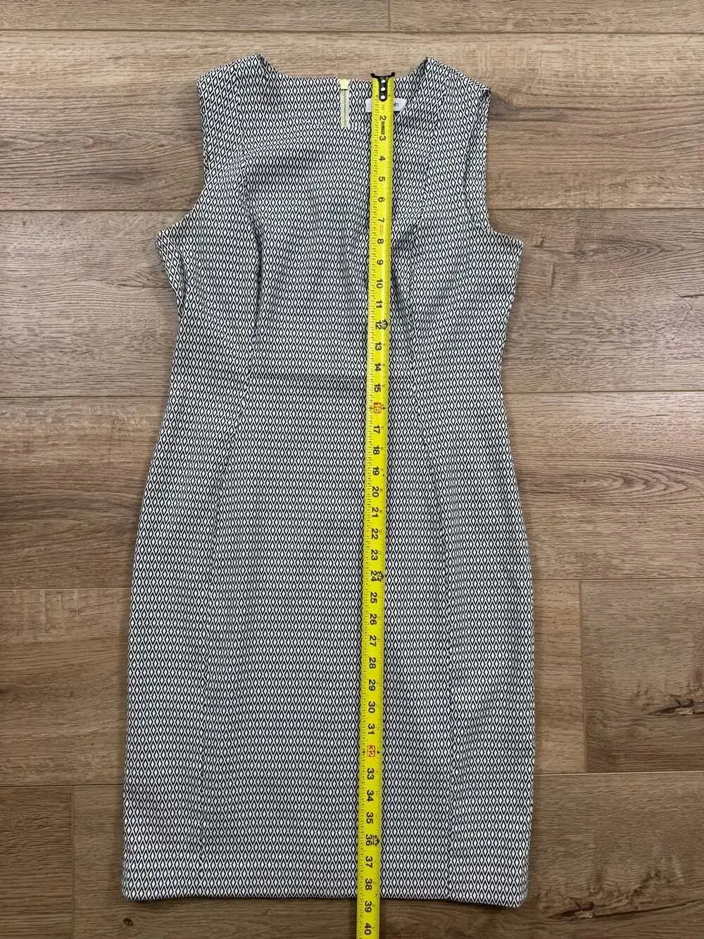 Calvin Klein Sheath Dress Womens 12 Black White Geometric Sleeveless Stretch